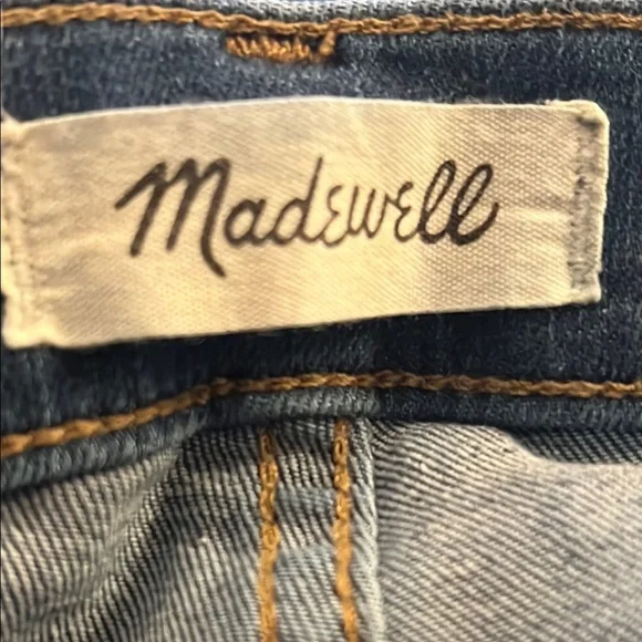 Madewell NWOT Cali Demi-Boot Jeans: Chewed-Hem Edition Size 26 - Picture 6 of 7